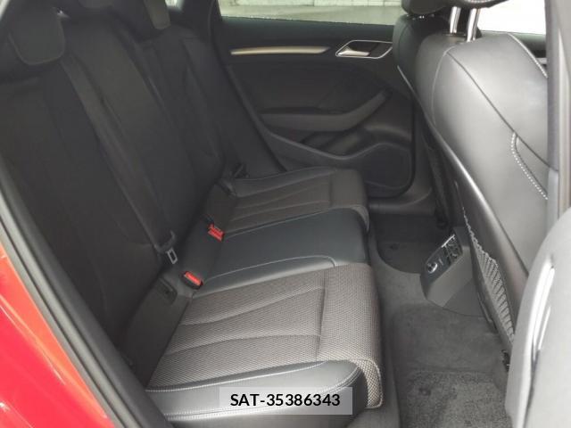 Audi A3 2018-03 8055382-3