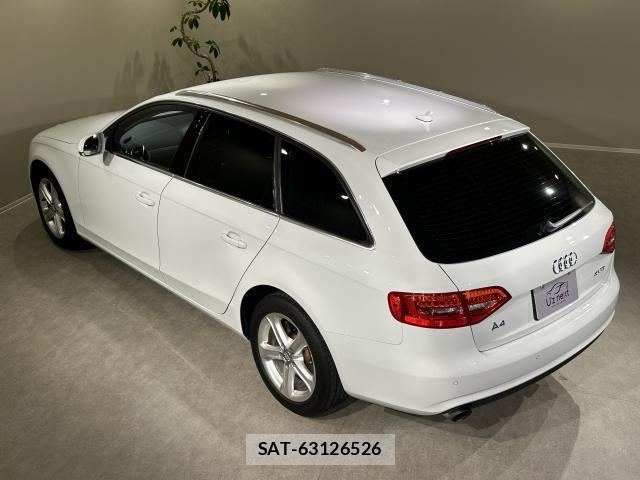 Audi A4 2014-04 8055875-14