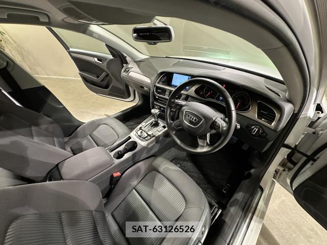 Audi A4 2014-04 8055875-5