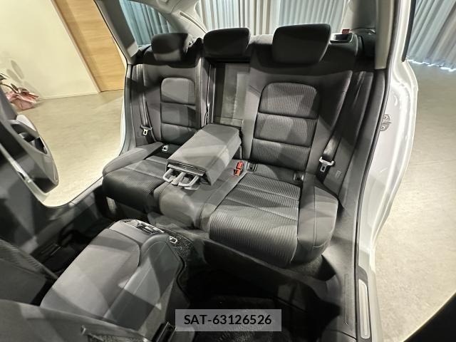 Audi A4 2014-04 8055875-6