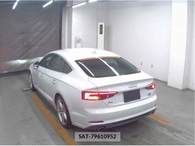 Audi A5 2017-08 8055934-1