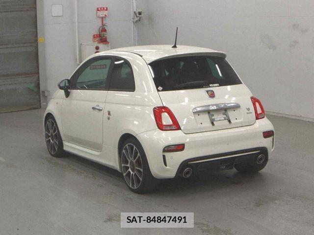 Abarth 595 2017-08 8008525-1