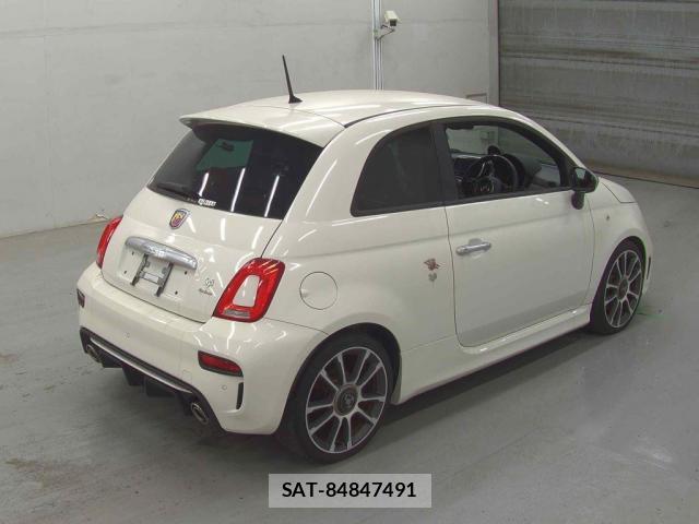 Abarth 595 2017-08 8008525-3