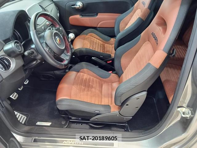 Abarth 595 2022-03 8055715-17