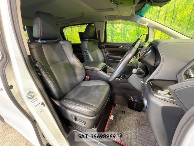 Toyota ALPHARD HYBRID 2018-02 8053741-8