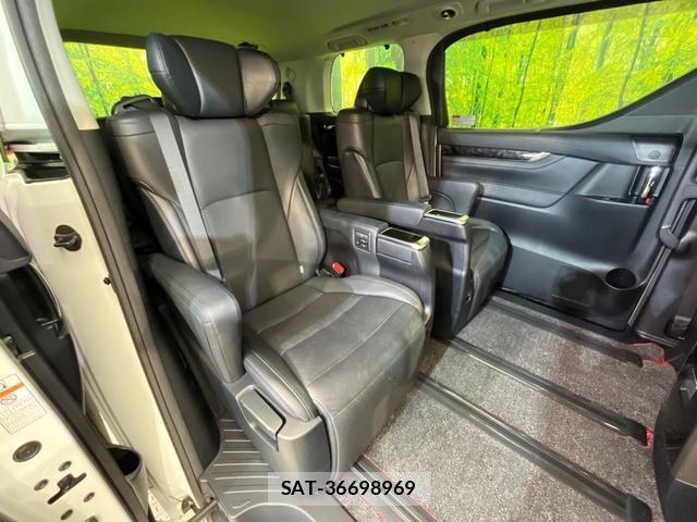 Toyota ALPHARD HYBRID 2018-02 8053741-9