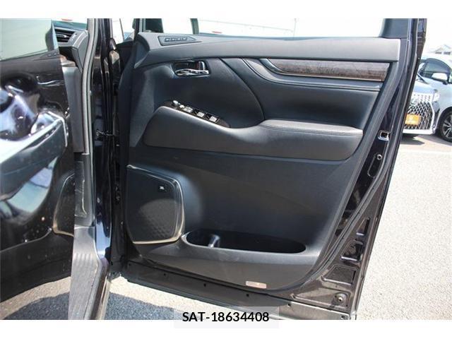 Toyota ALPHARD HYBRID 2021-10 8054930-17