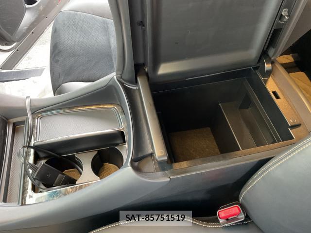 Toyota ALPHARD HYBRID 2022-09 8056069-14