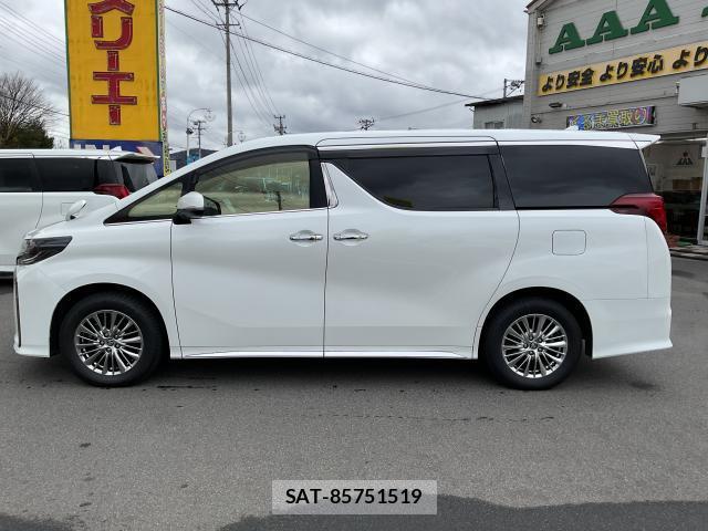 Toyota ALPHARD HYBRID 2022-09 8056069-3
