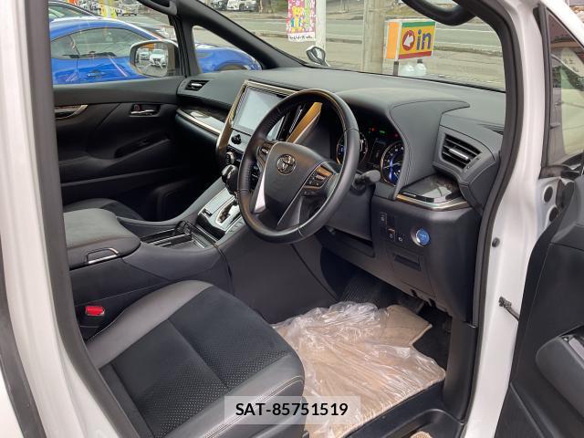 Toyota ALPHARD HYBRID 2022-09 8056069-8