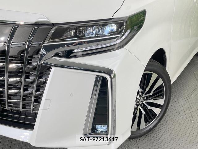Toyota ALPHARD 2022-11 8054035-12