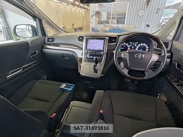 Toyota ALPHARD 2013-06 8054118-2