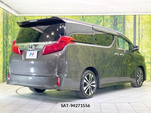 Toyota ALPHARD 2020-06 8054419-17