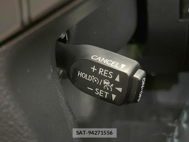 Toyota ALPHARD 2020-06 8054419-6
