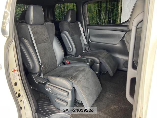 Toyota ALPHARD 2021-09 8054532-8