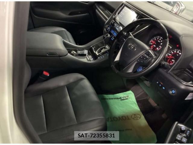 Toyota ALPHARD 2022-06 8054620-2
