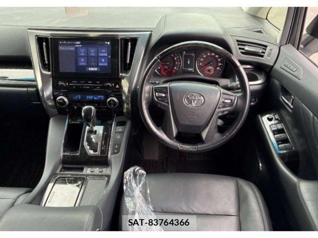 Toyota ALPHARD 2023-05 8054647-2