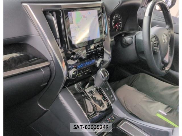 Toyota ALPHARD 2022-11 8054654-2