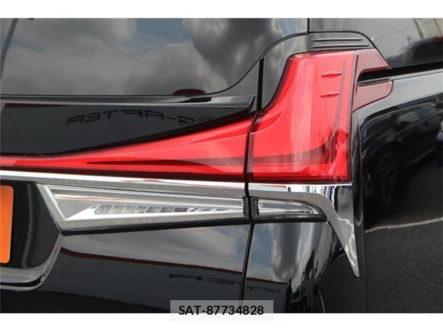 Toyota ALPHARD 2018-09 8054941-12