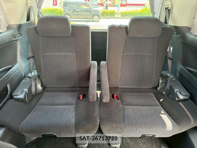Toyota ALPHARD 2013-06 8055360-14