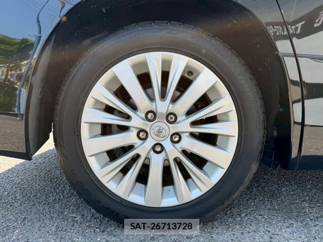 Toyota ALPHARD 2013-06 8055360-19
