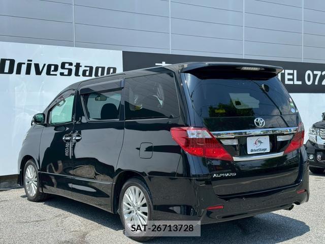 Toyota ALPHARD 2013-06 8055360-4