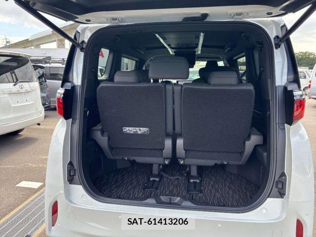 Toyota ALPHARD 2024-10 8055426-4