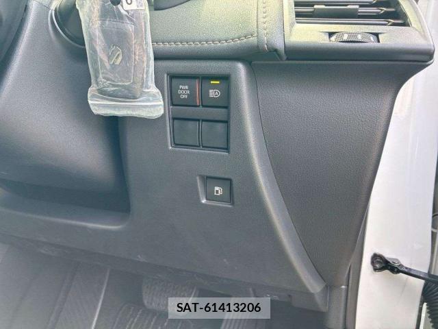 Toyota ALPHARD 2024-10 8055426-7