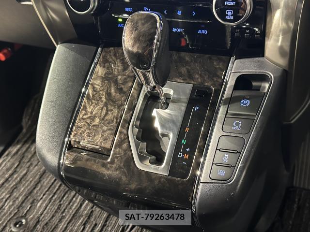 Toyota ALPHARD 2021-06 8055874-15