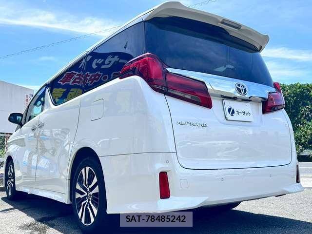 Toyota ALPHARD 2018-08 8055955-15
