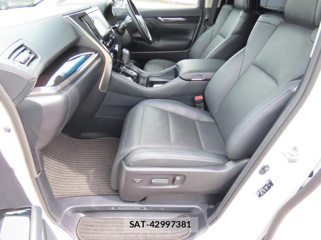 Toyota ALPHARD 2022-11 8056066-12
