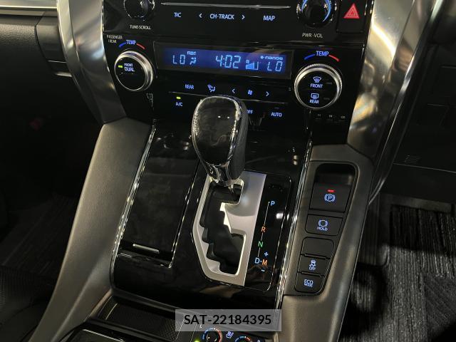 Toyota ALPHARD 2021-09 8056075-12