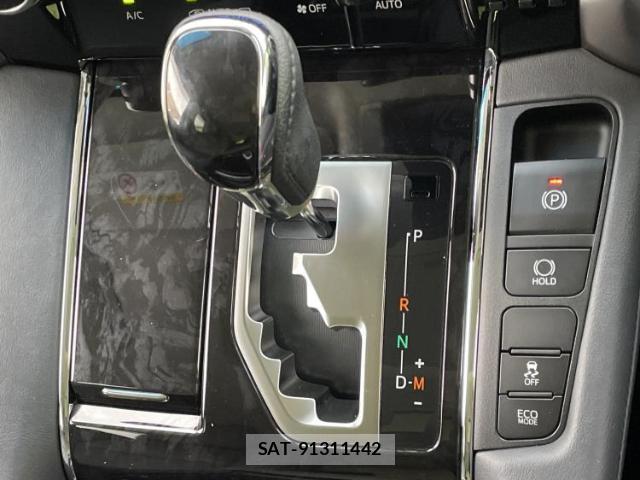 Toyota ALPHARD 2022-10 8056242-17