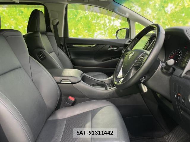 Toyota ALPHARD 2022-10 8056242-3