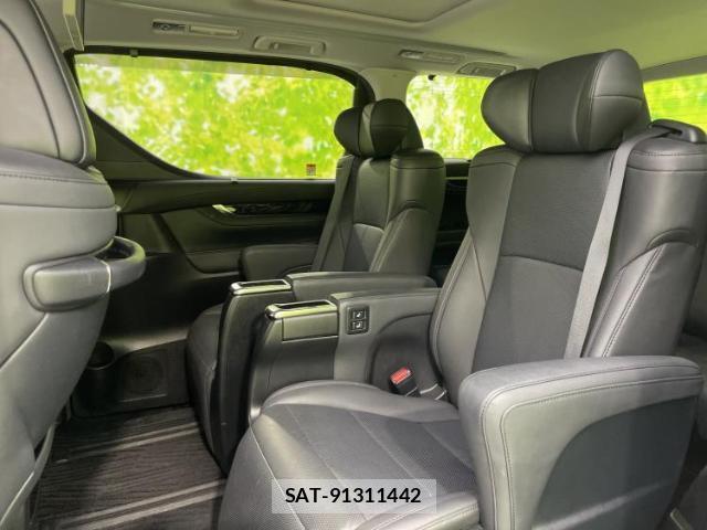 Toyota ALPHARD 2022-10 8056242-7