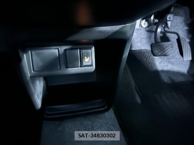 Suzuki ALTO 2018-06 8055643-13