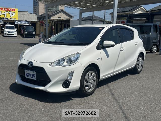Toyota AQUA 2015-10 8053298-0