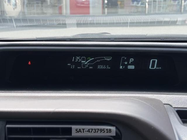 Toyota AQUA 2013-12 8053460-12