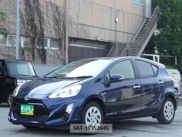 Toyota AQUA 2016-10 8053581-8
