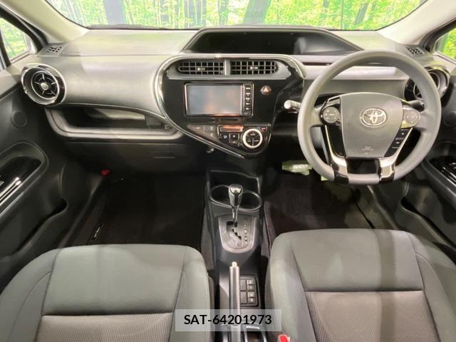 Toyota AQUA 2017-12 8053641-1