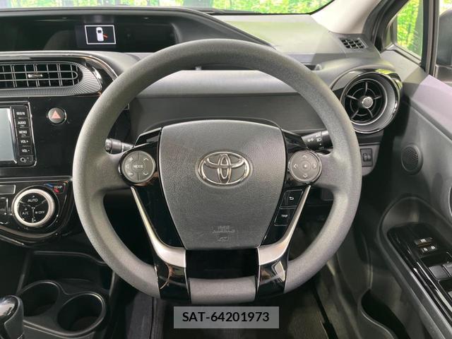 Toyota AQUA 2017-12 8053641-10