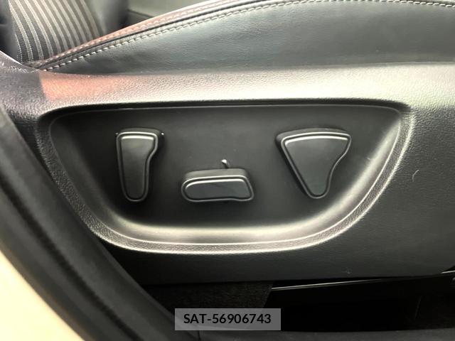 Toyota AQUA 2023-11 8053816-6