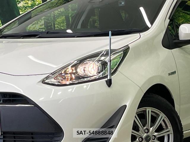 Toyota AQUA 2017-07 8053822-11