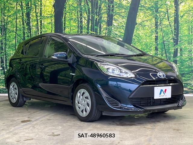 Toyota AQUA 2017-08 8053839-15