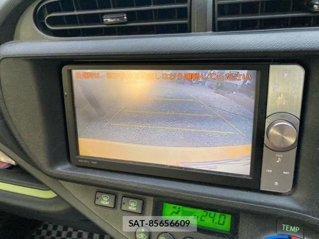 Toyota AQUA 2012-03 8053897-17