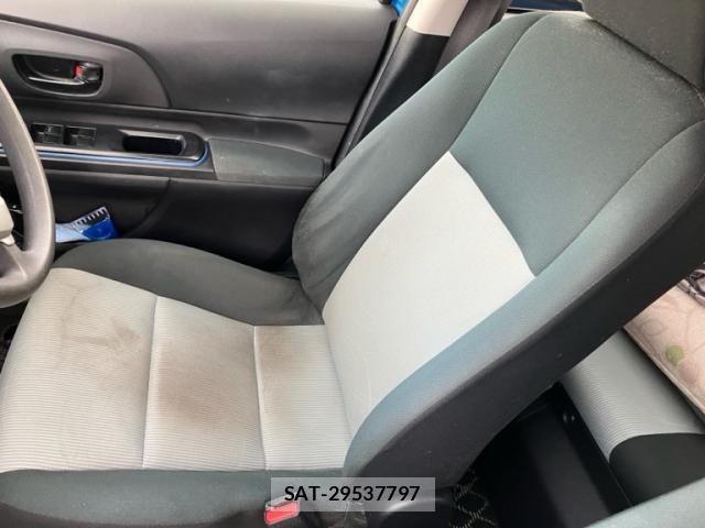 Toyota AQUA 2014-02 8053906-10