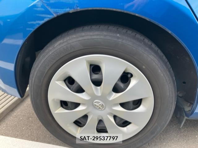 Toyota AQUA 2014-02 8053906-3