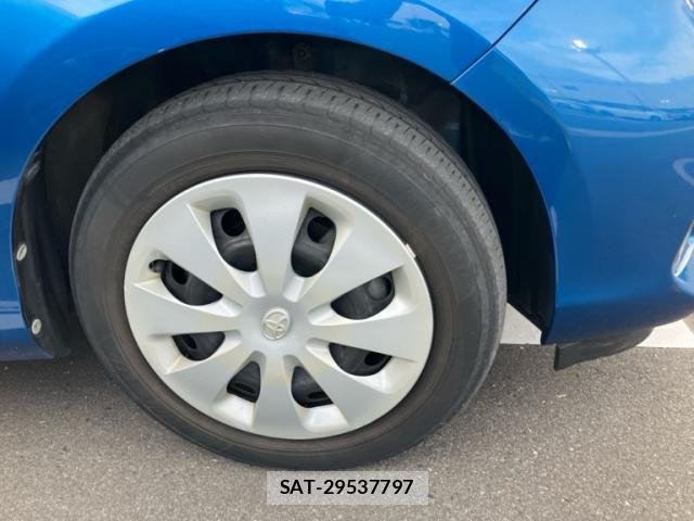 Toyota AQUA 2014-02 8053906-6