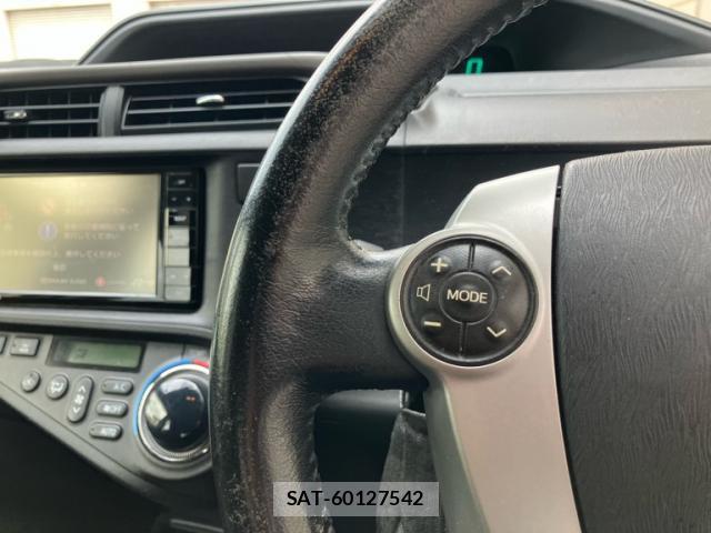 Toyota AQUA 2012-05 8053926-14
