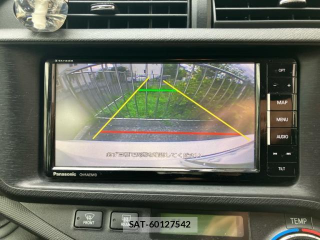 Toyota AQUA 2012-05 8053926-18